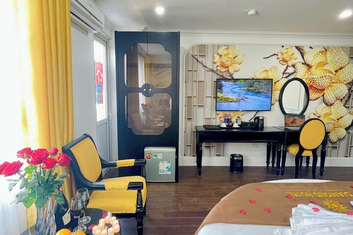Room 27 of 113