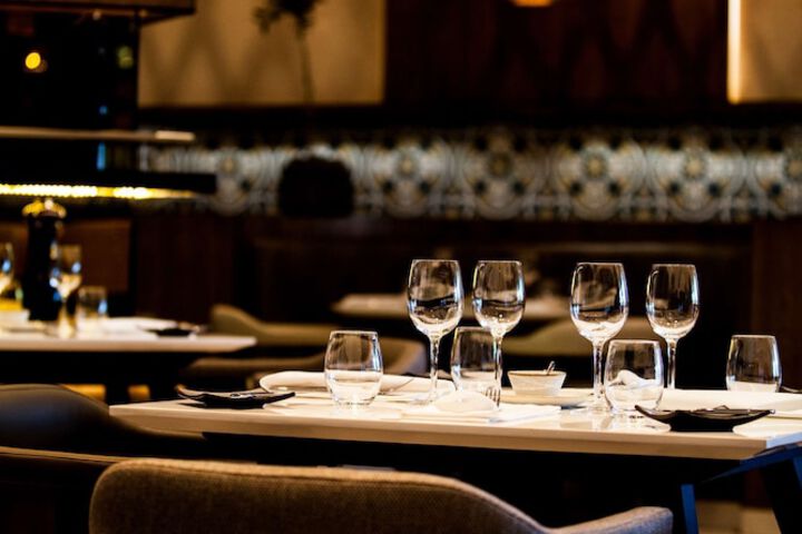 Dining 195 of 309