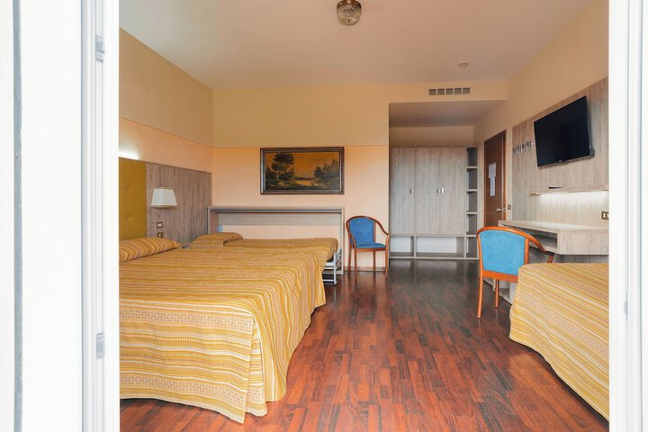 Room 14 of 44