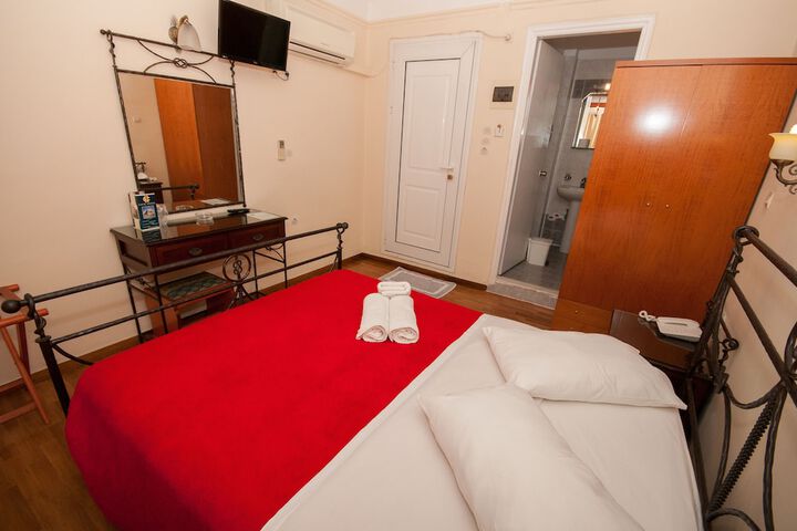 Room 79 of 152