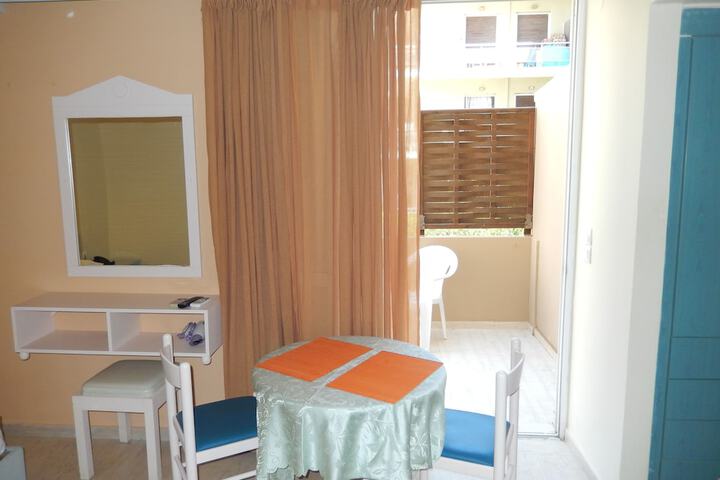 Room 17 of 53