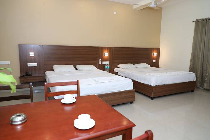 Room 15 of 83