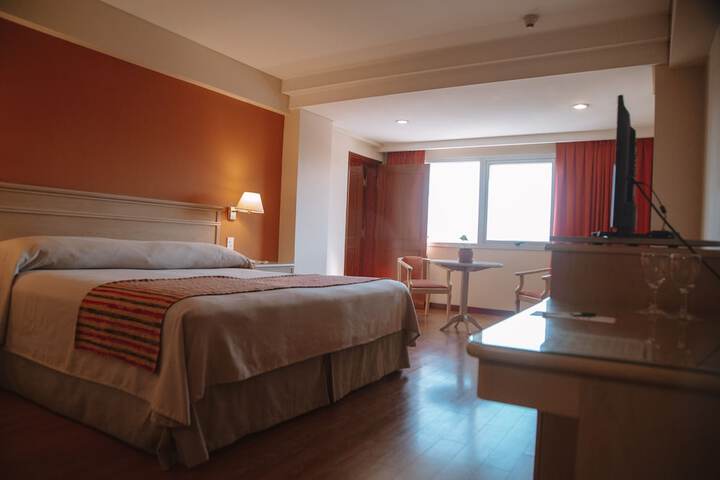 Room 2 of 41