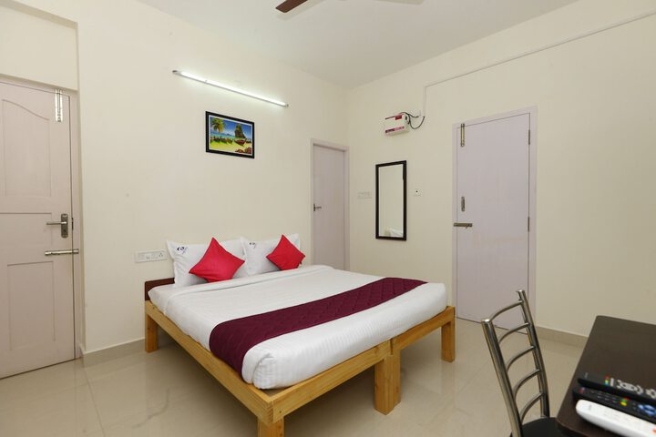 Room 17 of 25