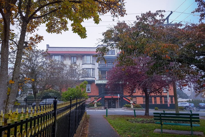 Hotel View 121 of 141