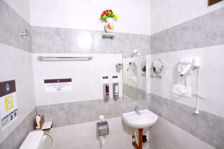 Room 42 of 63