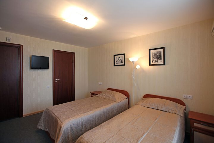 Room 13 of 125