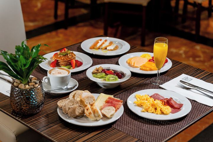 Breakfast meal