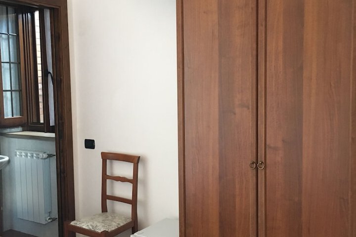 Room 44 of 71