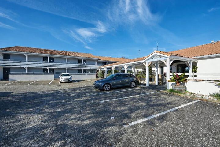 Hotel 58 of 62