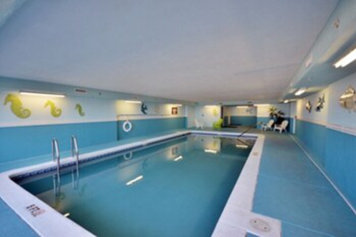 Pool 21 of 26