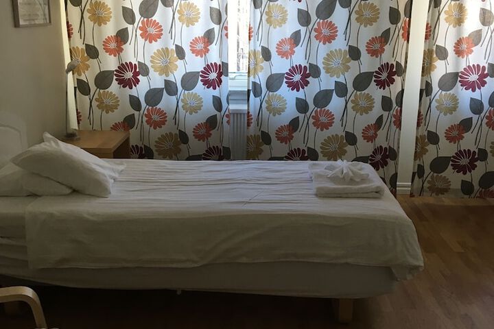 Room 7 of 22