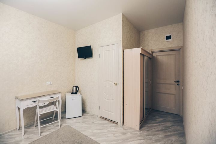 Room 81 of 83