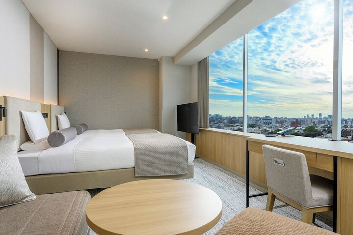 Room 17 of 49