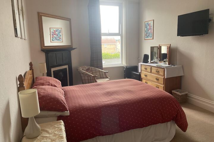 Room 17 of 77