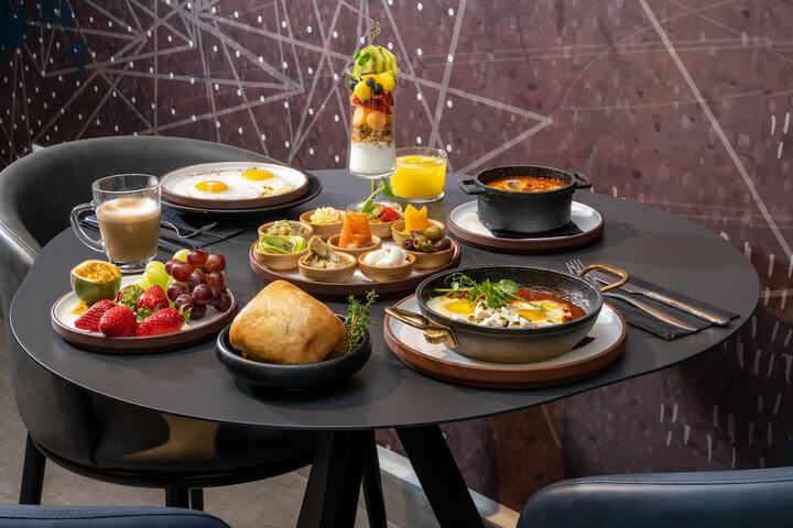 Breakfast/Coffee Service 45 of 61