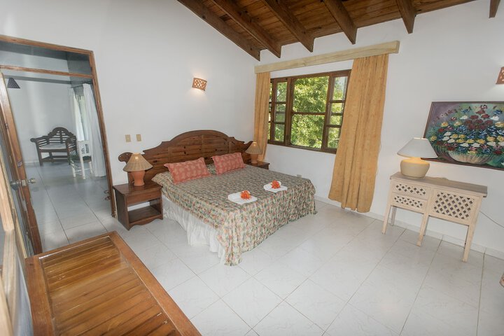 Room 5 of 22