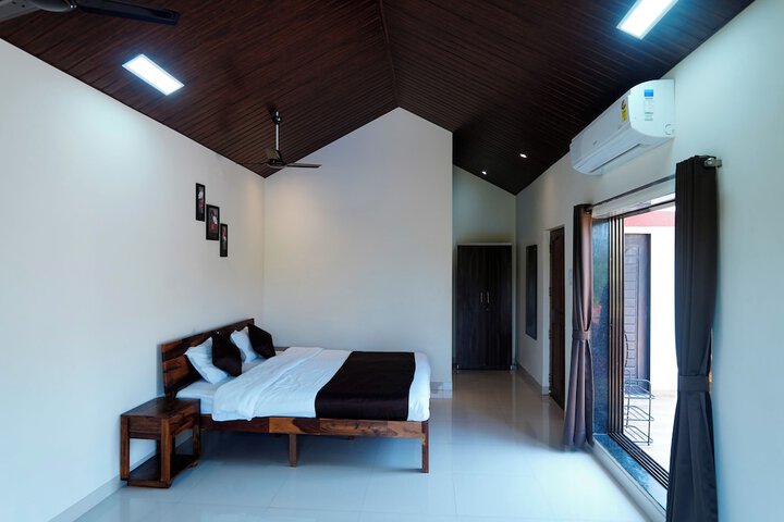 Room 16 of 40
