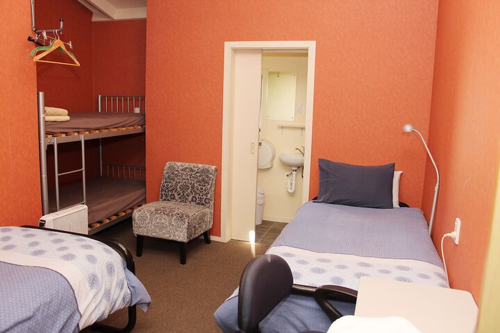 Room 9 of 89