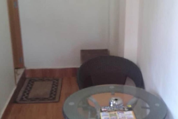 Room 15 of 33