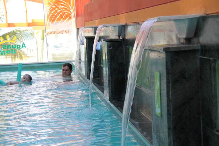 Pools & Facilities