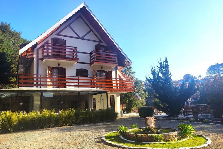 Pousada Château dos Fontes in Campos do Jordão