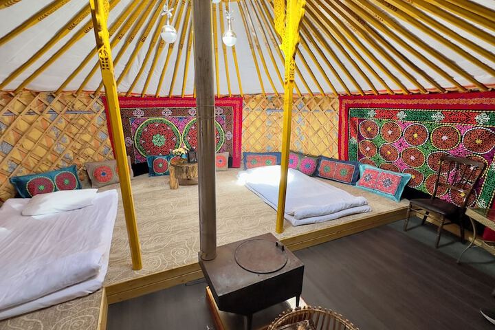 Room 4 of 92