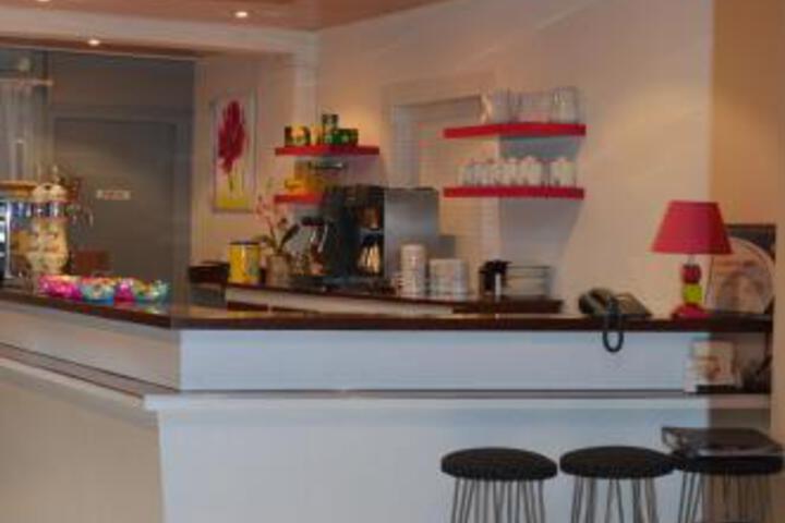 General 10 of 30