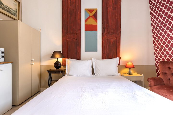 Room 34 of 97