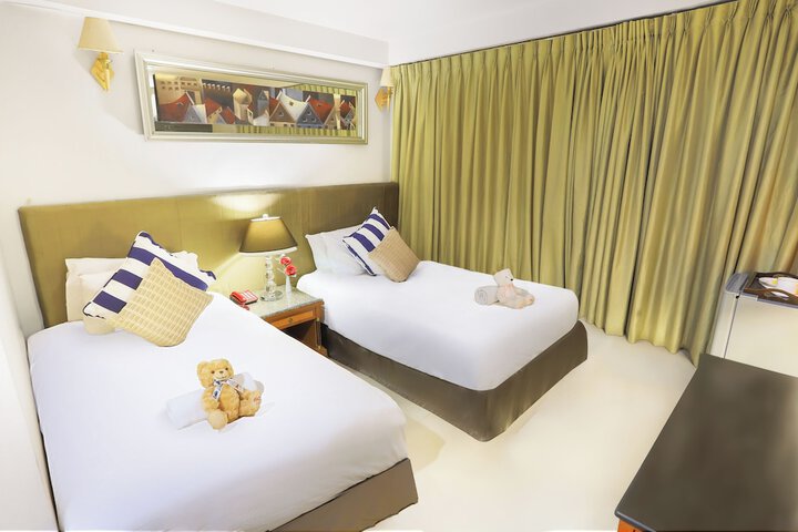 Room 14 of 70