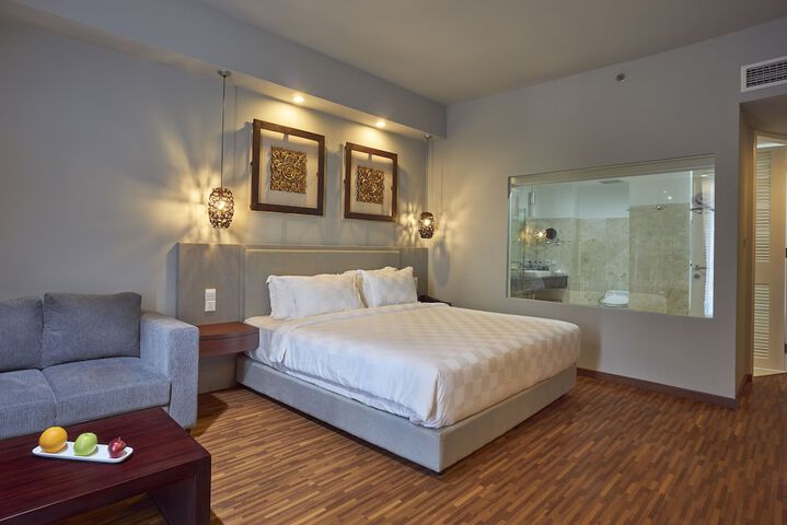 Room 12 of 131
