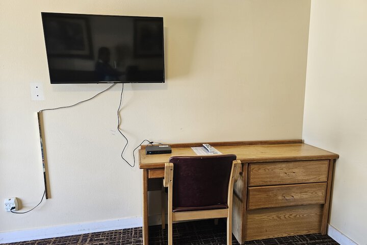 Room 7 of 44
