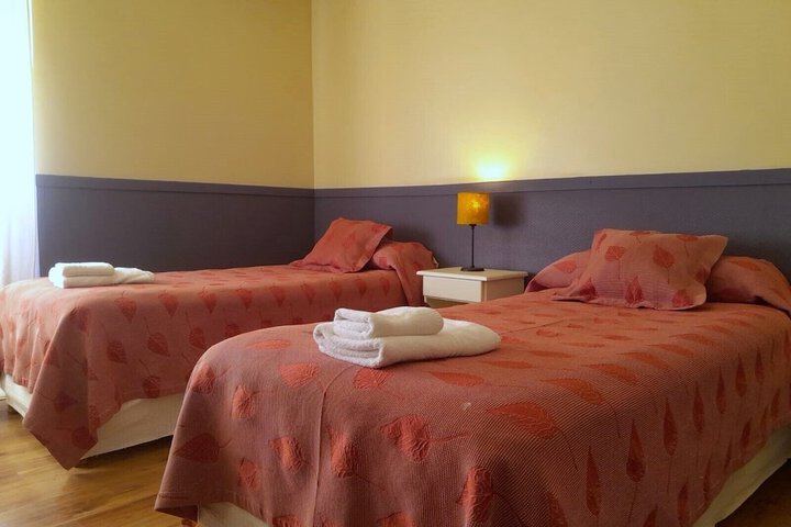Room 7 of 10