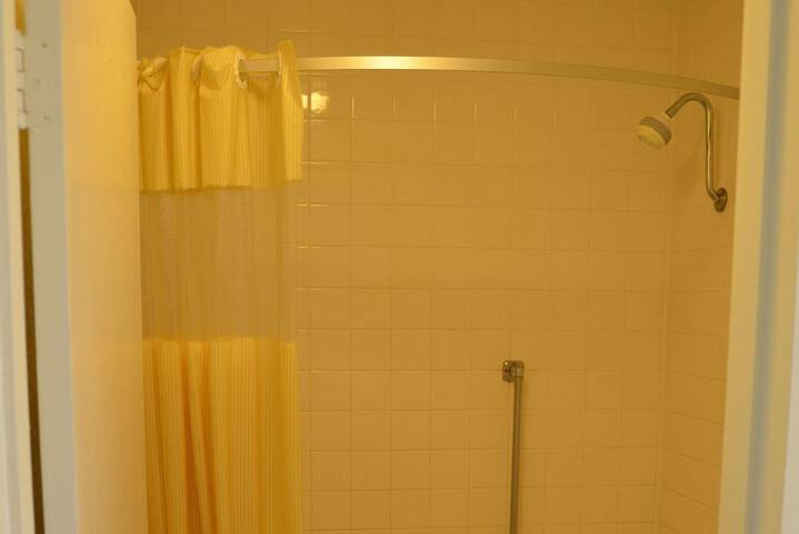 2 Double Beds Pet Friendly (2 of 14)