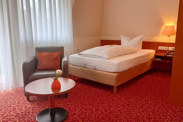 Room 17 of 47