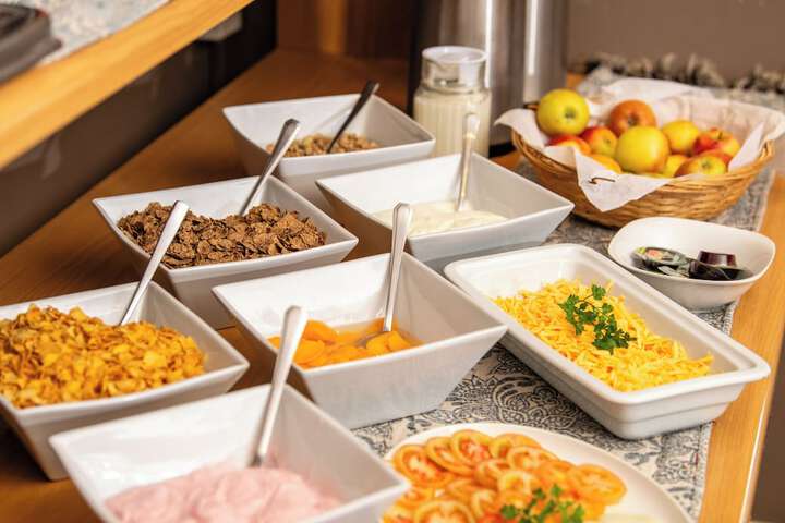 Breakfast buffet
