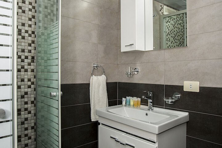 Clean Restrooms