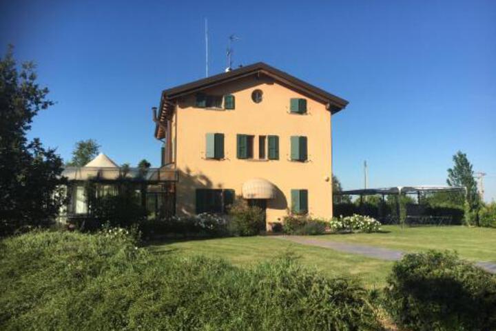 General 24 of 51