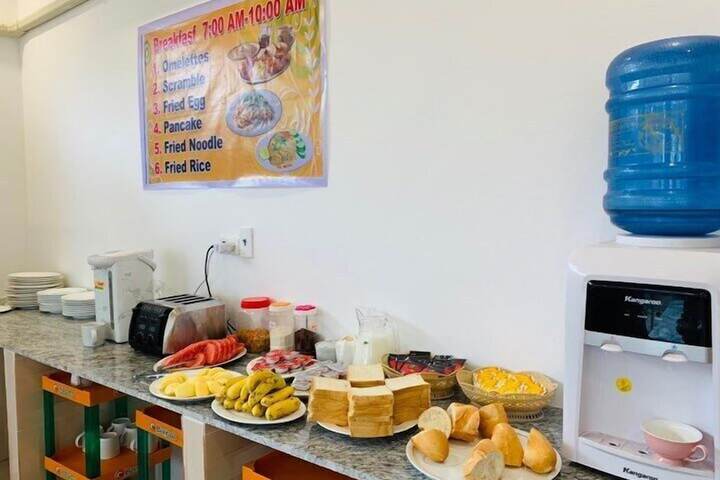 Breakfast/Coffee Service 42 of 49
