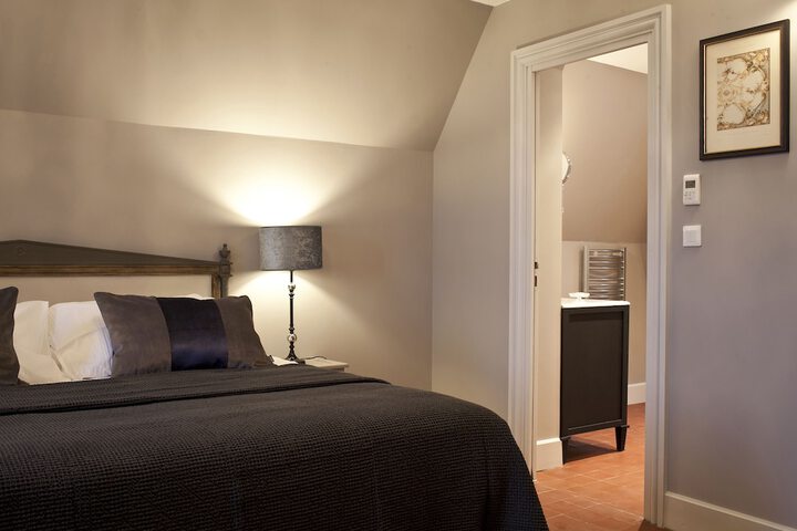 Room 9 of 151