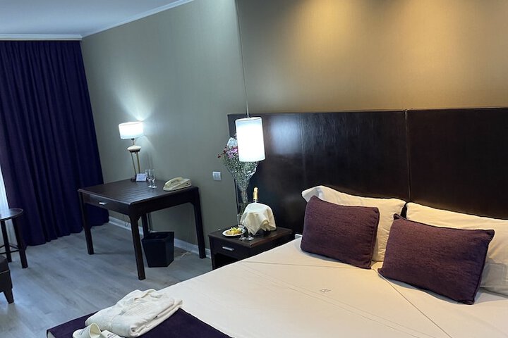 Room 21 of 72