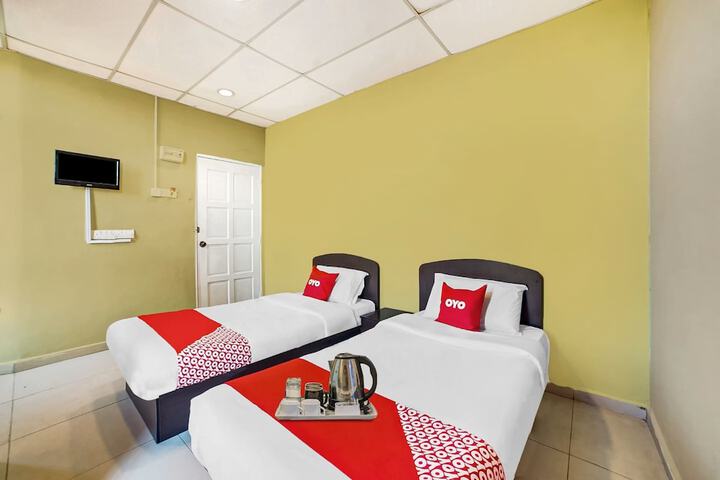 Room 3 of 18