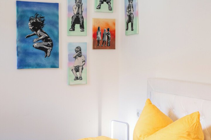Room 83 of 202