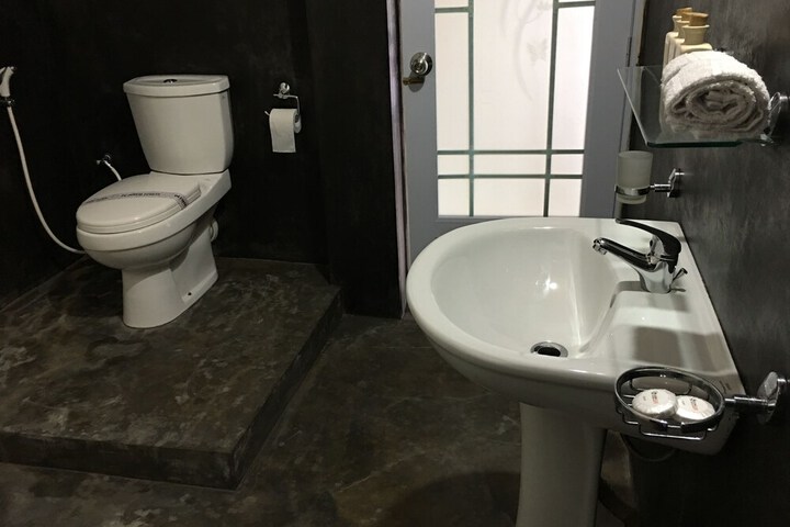 Room 36 of 42