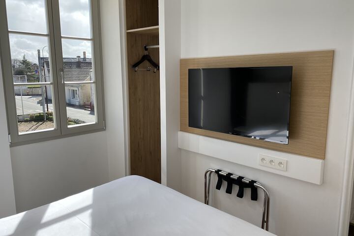 Room 22 of 80
