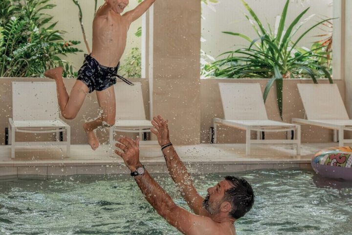 Hotel Pool