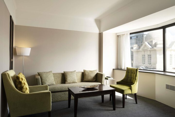Room 21 of 147