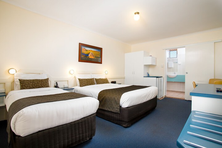 Room 6 of 23