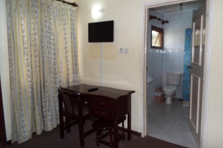 Room 4 of 45