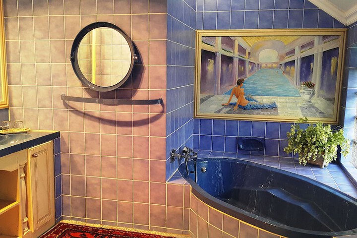 Room 34 of 57
